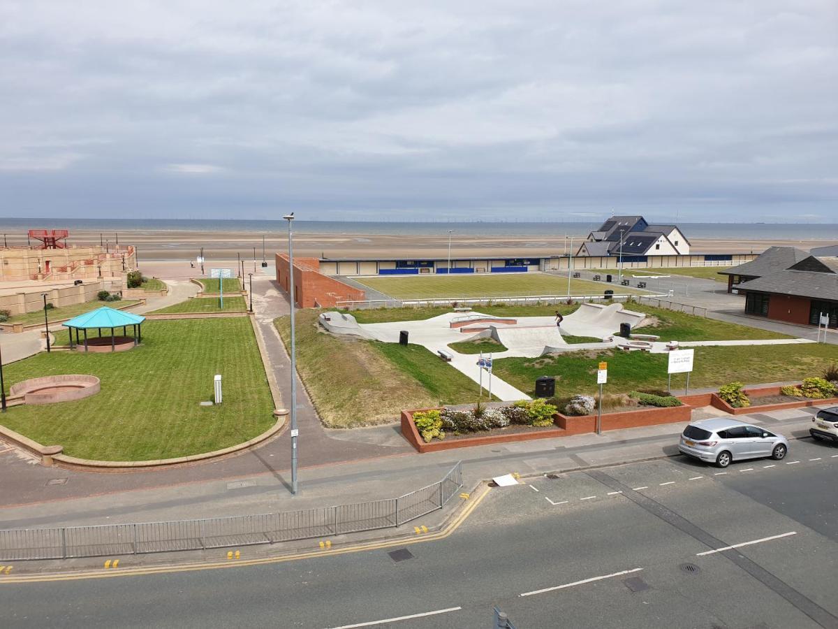 Sand Beach Hotell Rhyl Eksteriør bilde